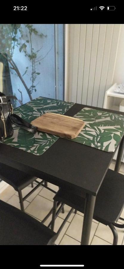 Se: 13A Rue Des Touleuses Pourpre Bed & Breakfast Cergy Dış mekan fotoğraf